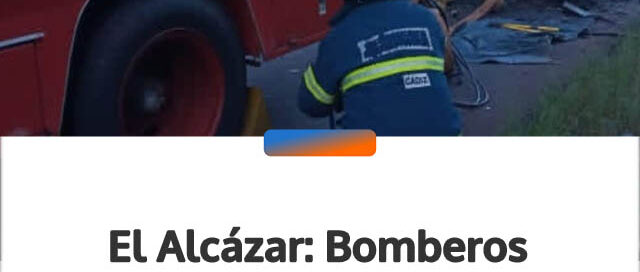 El Alcázar: Bomberos rescataron a una persona tras un choque en la ruta 211
